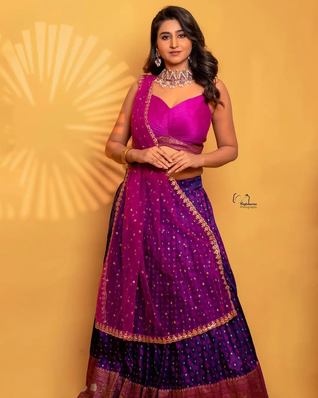 VARSHINI SOUNDERAJAN IN BLUE LEHENGA VONI PINK CHOLI 8